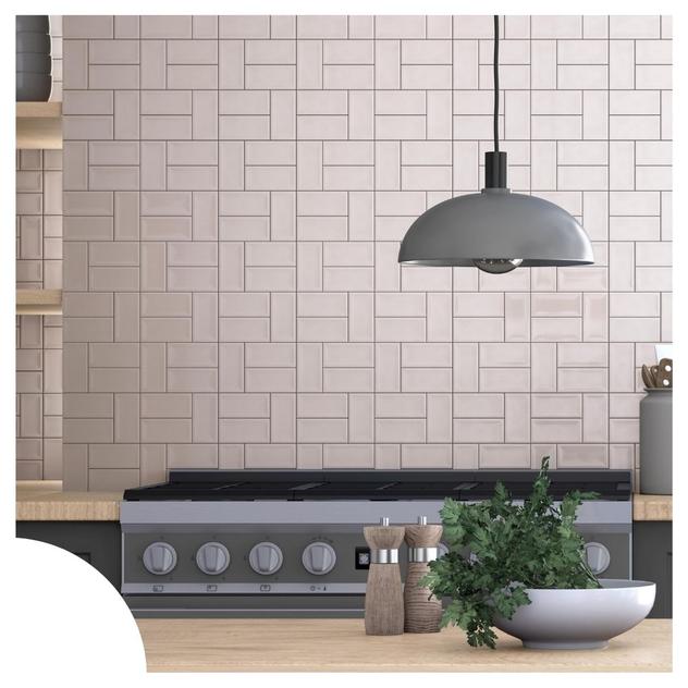 Obklad za kuchyňskou linku z keramických obkladů system colori